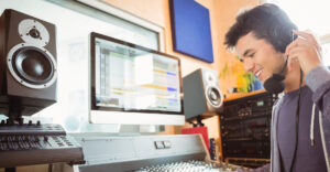 Logo Ciencias de la Comunicación 